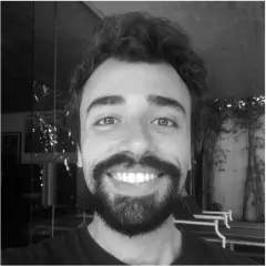 grid com diversas pessoas